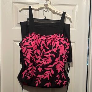 Pink and Black Leaf Print Women's tankini